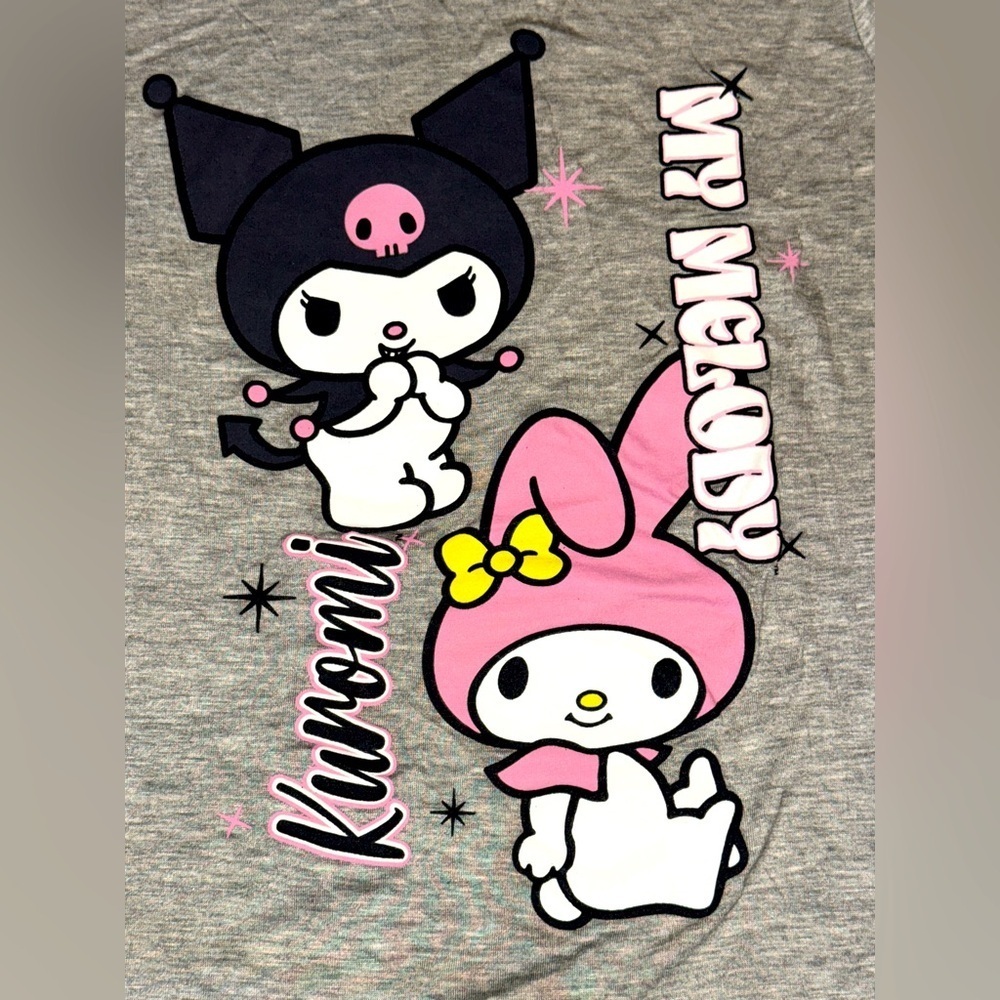 💖 NWOT! Sanrio Kuromi & My Melody Tshirt